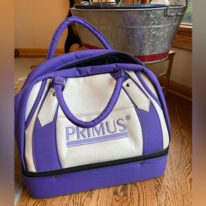 Vintage golf Boston’s bag